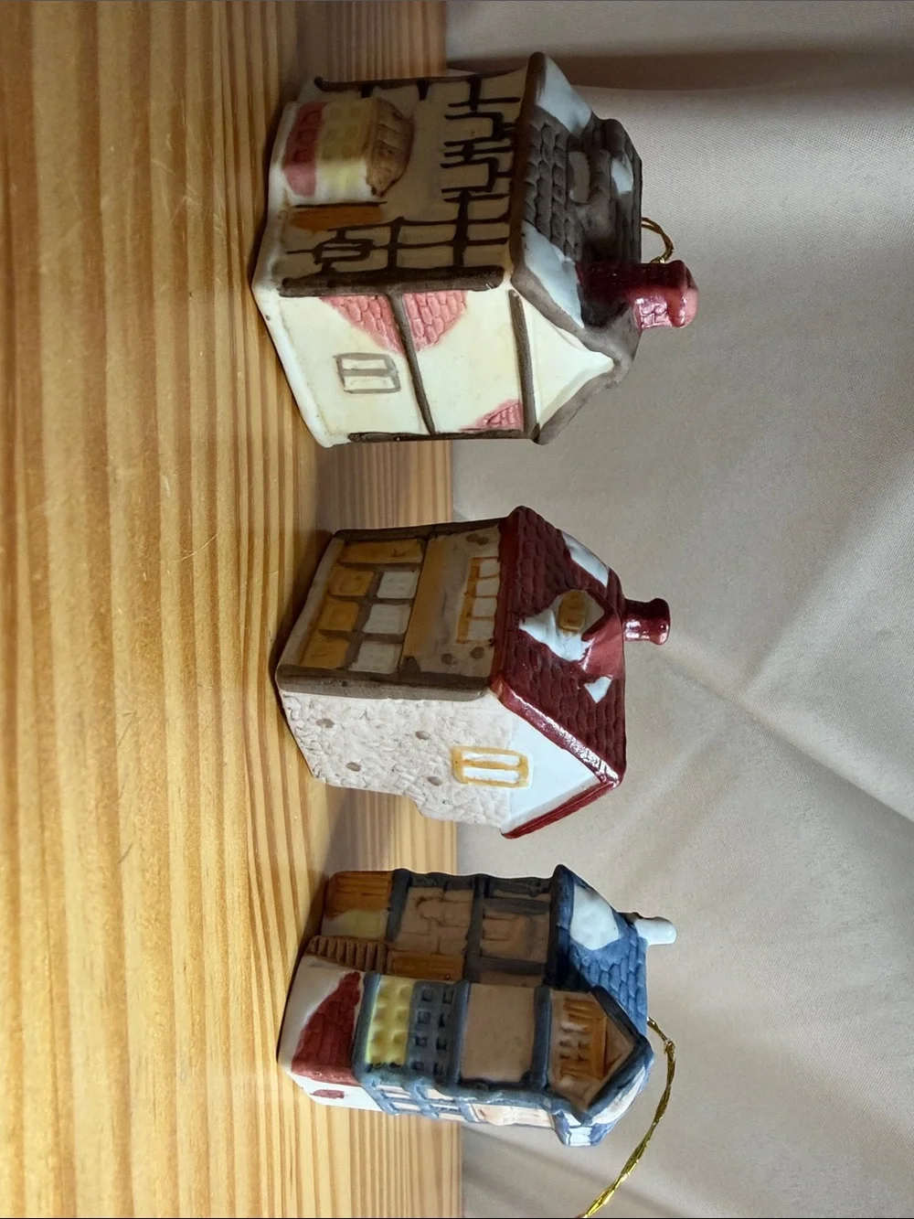 Vintage House of Lloyd Old English Village Ornaments Set of 3 Boxed